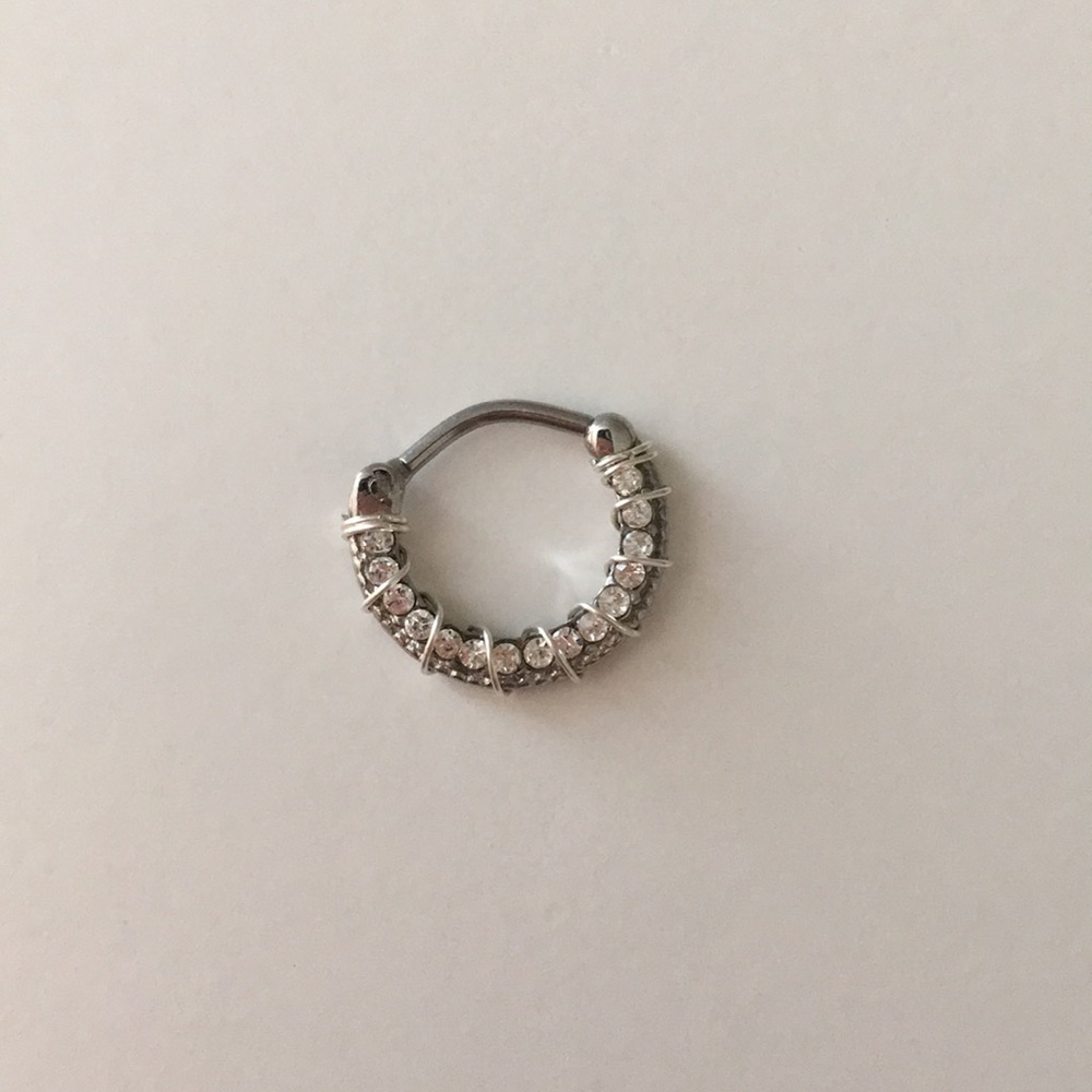 🍭 Cartilage earring